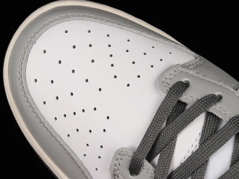 All categories Nk SB Dunk series Nk SB Dunk Low low-top sneakers F version special price Nk Dunk Low "Light Smoke Grey" white gray SB low-top sports and leisure sneakers DD1503-117
